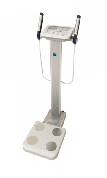 Tělesný analyzátor Tanita MC-780 MA se stojánkem a s možností kalibrace segmentální analýzy a váhy