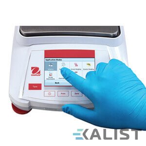 laboratorní váha OHAUS Adventurer Precision ověřitelná