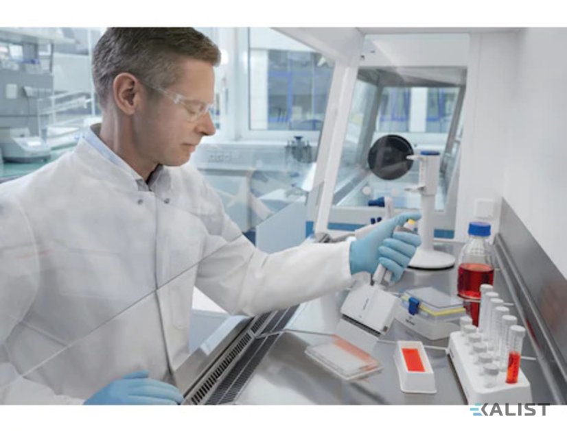 Laboratorní pipeta Eppendorf Research Plus 12-kanálová 30 - 300 µl