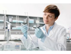 Laboratórna pipeta Eppendorf Reference 2, nastaviteľná 100 - 1000 µl