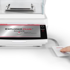 Analytická váha Explorer Plus Analytical EXP ověřitelná