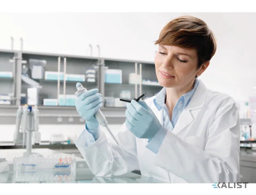 Laboratórna pipeta Eppendorf Reference 2, nastaviteľná 2 - 20 µl (žlté - 200 µl špičky)